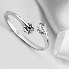 Match Made In Heaven - Two Diamonds Have Come Together On A Sterling Silver Ring K290-1250410876