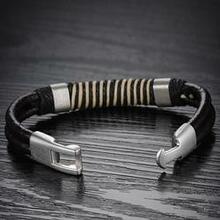 Retro Black & White Leather Bracelet